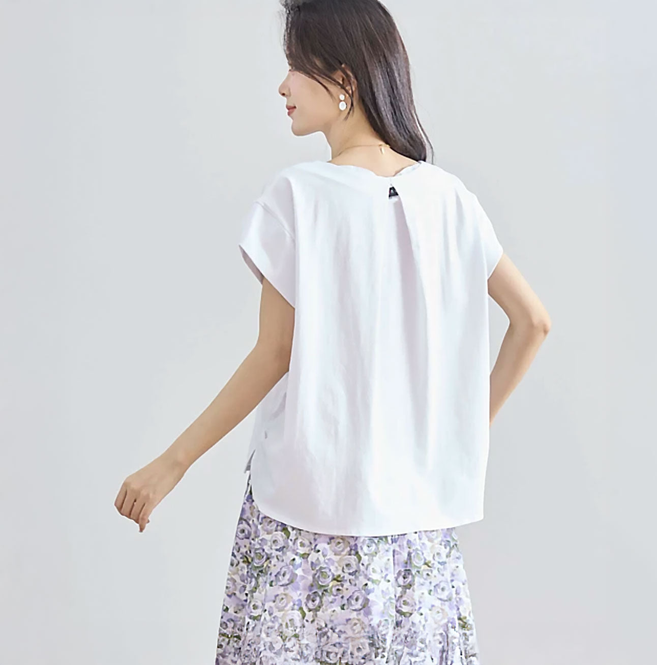 デザイン袖AラインコットンTシャツ M〜L 3カラー