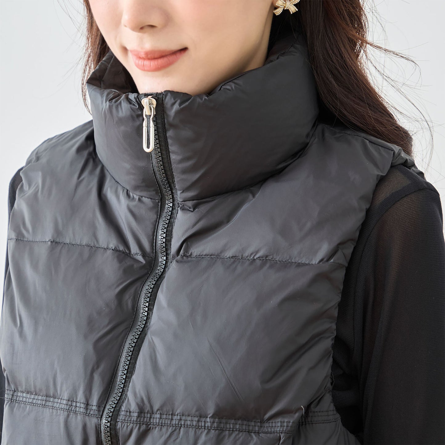 天然羽毛100％ 軽量＆極暖ダウンベスト M〜L