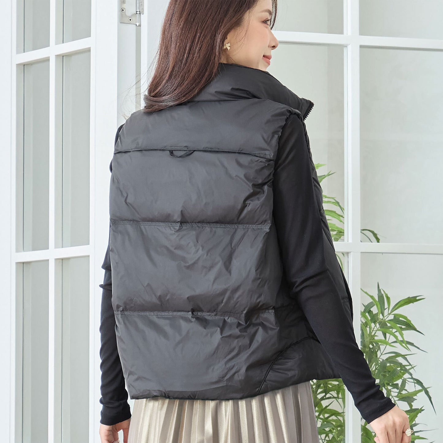 天然羽毛100％ 軽量＆極暖ダウンベスト M〜L