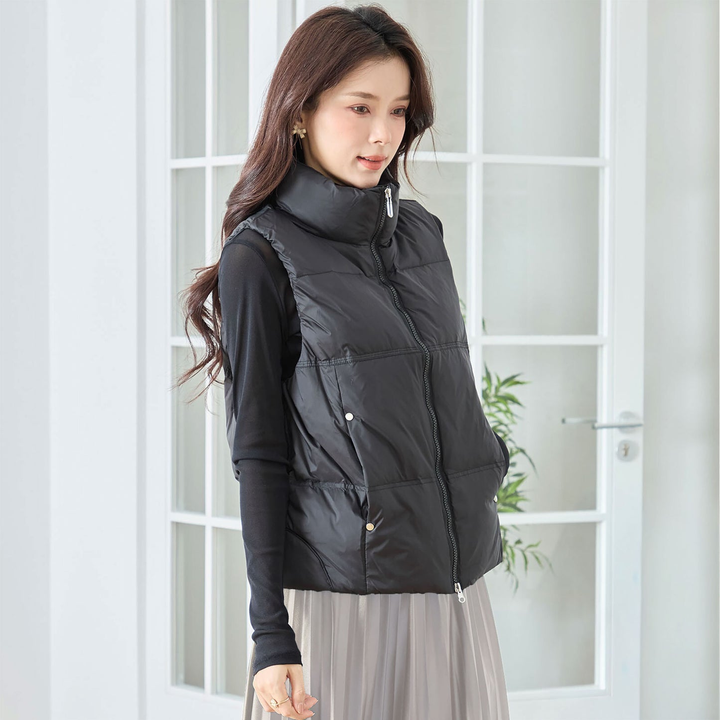 天然羽毛100％ 軽量＆極暖ダウンベスト M〜L