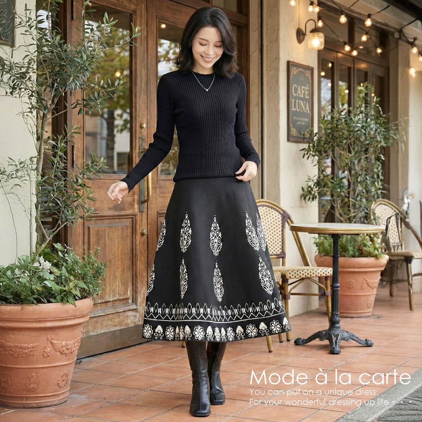 ダマスク柄ミモレ丈ニットスカート M〜L