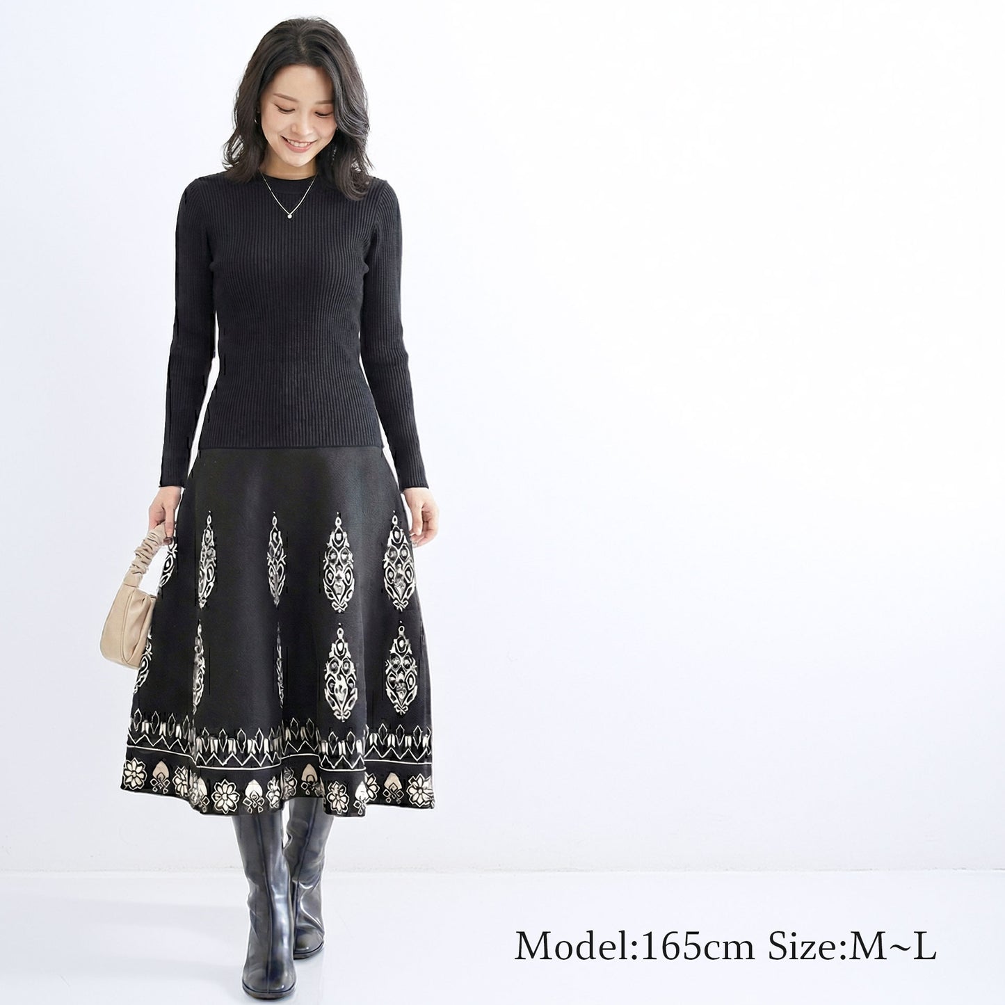 ダマスク柄ミモレ丈ニットスカート M〜L