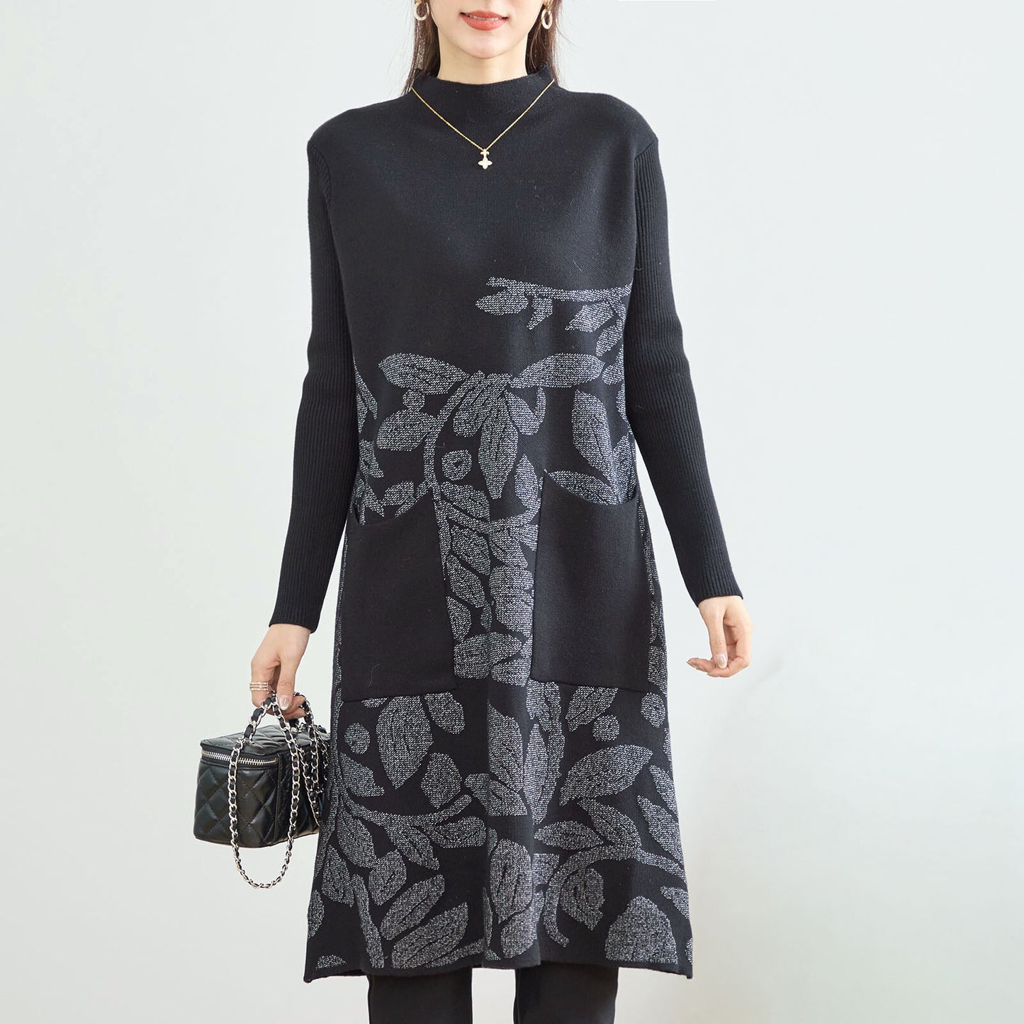 ラメ刺繍リーフ柄Aラインニットチュニックワンピース M〜L ブラック