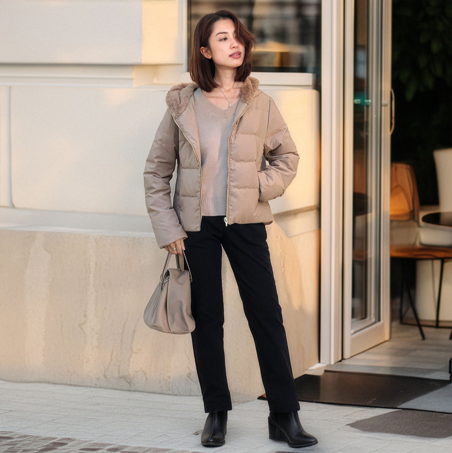 ファーフード付きショート丈ダウンジャケット 2カラー M